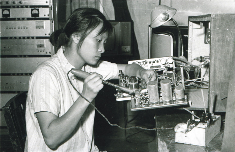 1970年，中國誕生第一臺彩色電視機(jī)，數(shù)年之后，長虹才開始電視機(jī)的研制