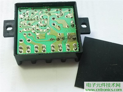 漏電保護(hù)器拆解：結(jié)構(gòu)有差異，做工不錯