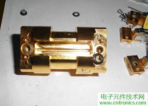 這貨一萬三？50W半導(dǎo)體激光模塊拆解