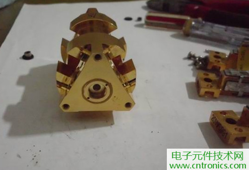 這貨一萬三？50W半導(dǎo)體激光模塊拆解