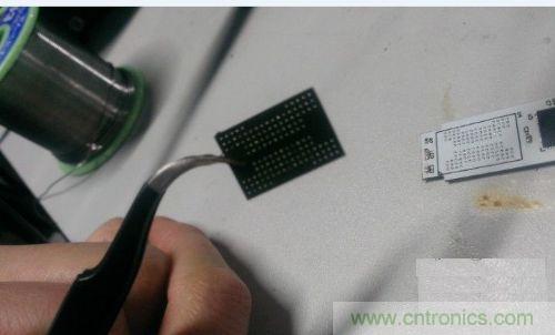 制作U盤全過程，由PCB做起
