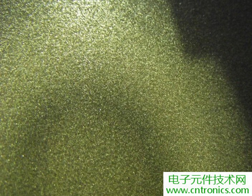 探秘電子紙！一款電紙書的電子墨水屏拆解