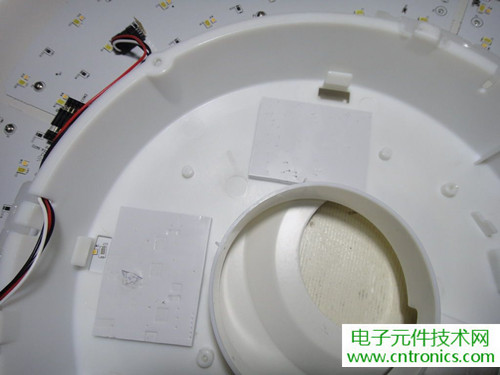 高端大氣上檔次！智能遙控調(diào)光LED吸頂燈拆解