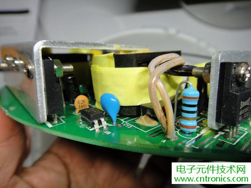 高端大氣上檔次！智能遙控調(diào)光LED吸頂燈拆解