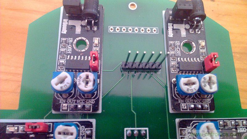 牛人力作！PCB版藍(lán)牙智能小車DIY