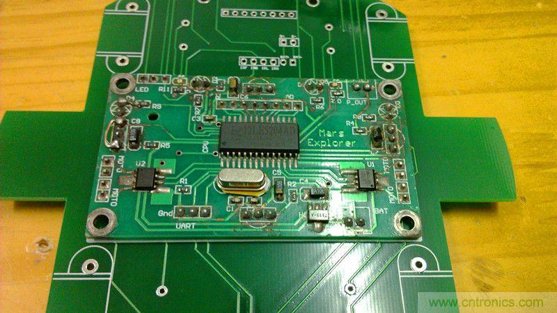 牛人力作！PCB版藍(lán)牙智能小車DIY