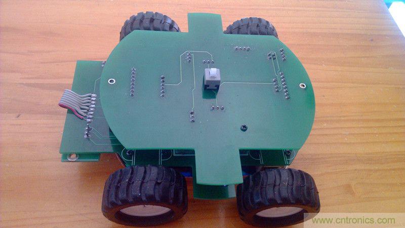 牛人力作！PCB版藍(lán)牙智能小車DIY