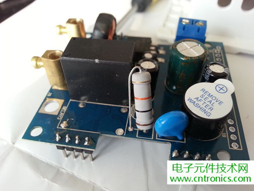 一款觸控開關(guān)拆解，做工不錯