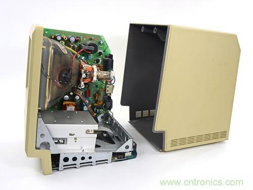 拆！古董級(jí)Macintosh 128K電腦