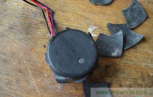創(chuàng)意DIY！迷你風(fēng)力發(fā)電機！