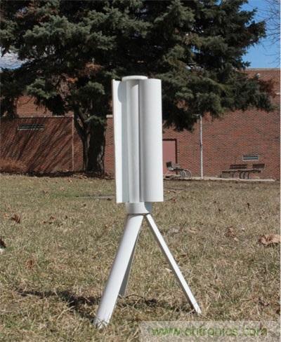 圖3：Skajaquoda的便攜式風力發(fā)電機Trinity，能產(chǎn)生15V的電源并儲存于內置15,000mAh鋰聚合物電池中。