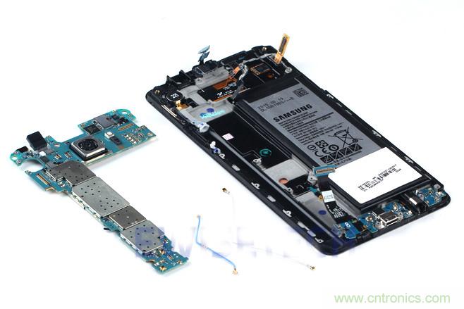 Galaxy Note5拆解，與S系列差距日漸模糊