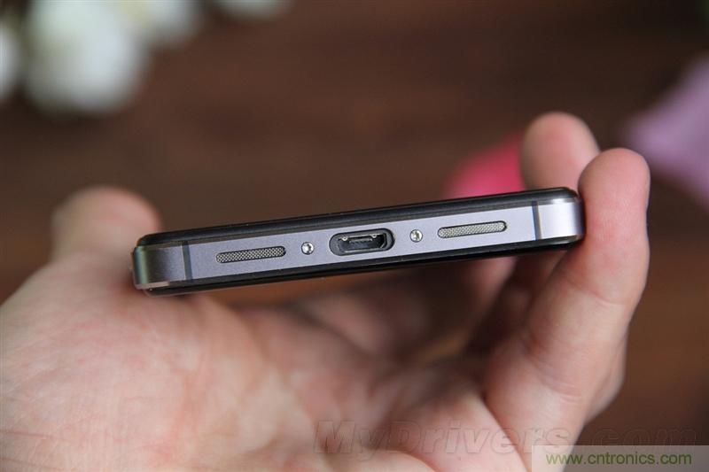 無邊框的 nubia Z9 ，一款既有驚喜，又有驚艷的智能手機