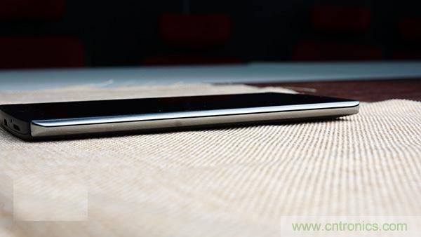 業(yè)界良心 LG V10 評(píng)測(cè):剛毅、冷峻，不失人性化