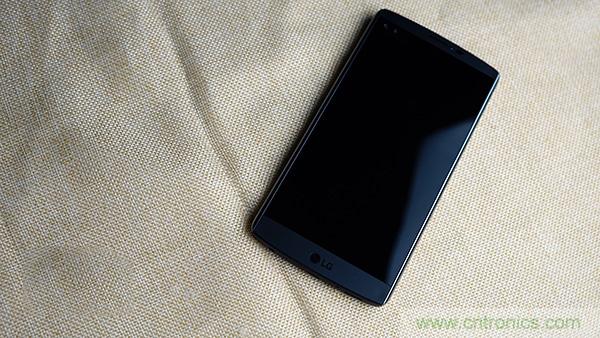 業(yè)界良心 LG V10 評(píng)測(cè):剛毅、冷峻，不失人性化