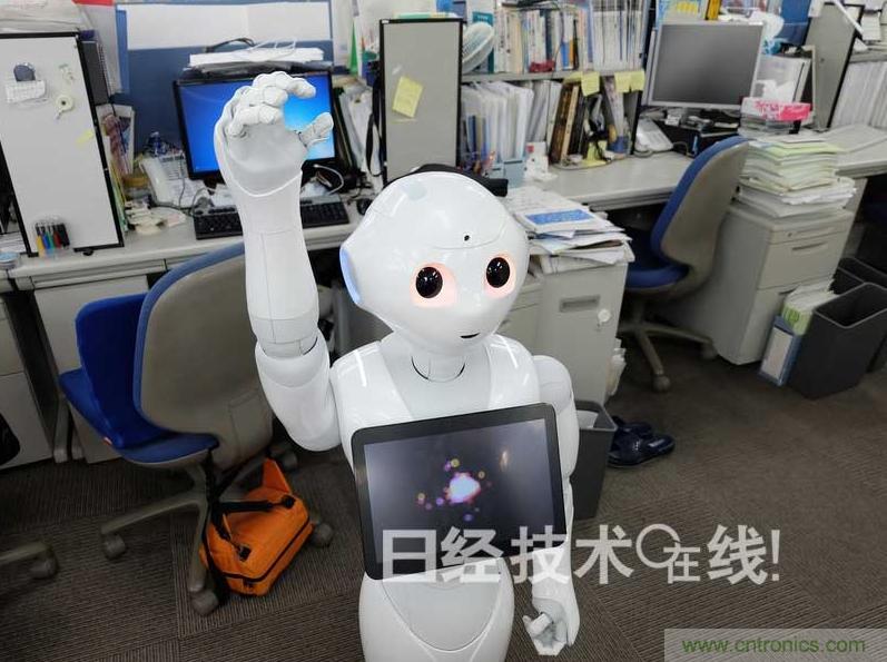 拆解筆記本不過癮，那就來拆拆日本情感機器人吧！