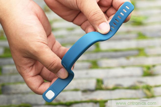 咕咚智能手環(huán)2上手評測：功能齊全，細(xì)節(jié)欠缺