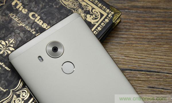 新旗艦Mate 8全評測：橫空出世！能否延續(xù)一機難求？