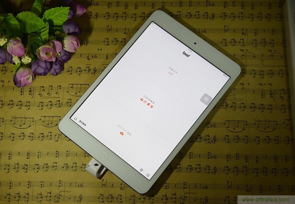 不越獄，就能隨意給iPad增容的影音娛樂(lè)利器