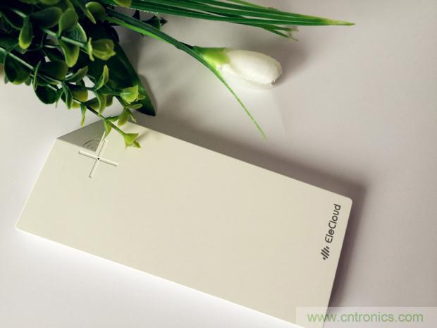 長虹流云智能電源，集“充電”+“存儲”于一身