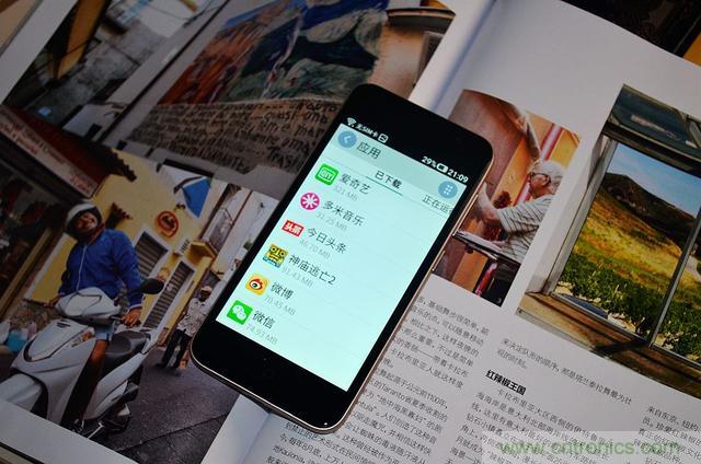 1599元，這款老年手機比小米note還貴100元