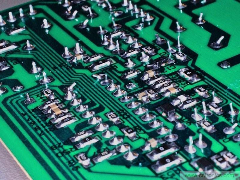 電磁爐里都用了哪些元器件？
