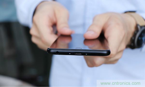 魅族M15拆解：做工精致，壓感Home鍵采用中國芯