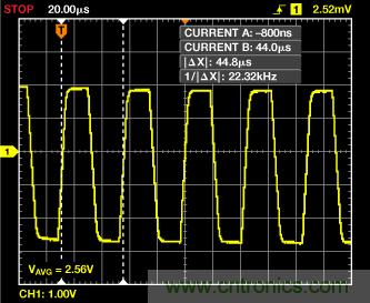 ADuC7026提供可編程電壓，用于評估多電源系統(tǒng)