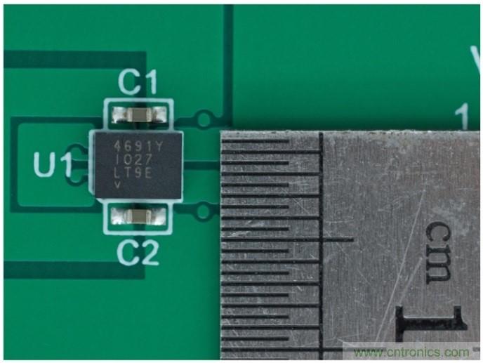 3.6V輸入、雙路輸出µModule降壓穩(wěn)壓器以3mm × 4mm小尺寸為每通道提供2A電流