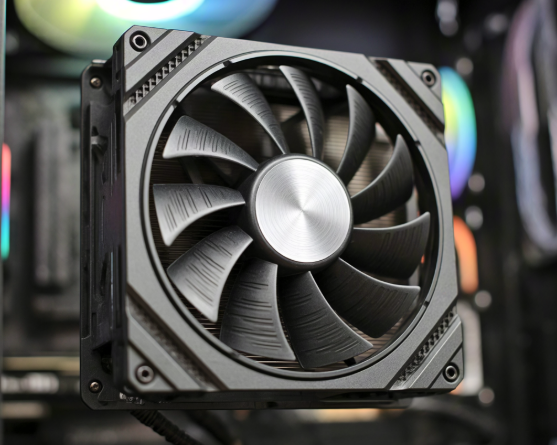 CPU總是過(guò)熱降頻？工程師教你只看這5個(gè)核心參數(shù)，選出高性價(jià)比靜音風(fēng)扇